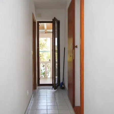 Apartment Uvala Zarace 4597c