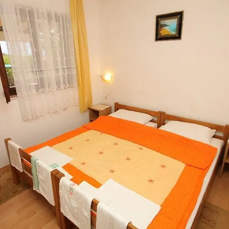 Apartment Uvala Zarace 4597c Gdinj